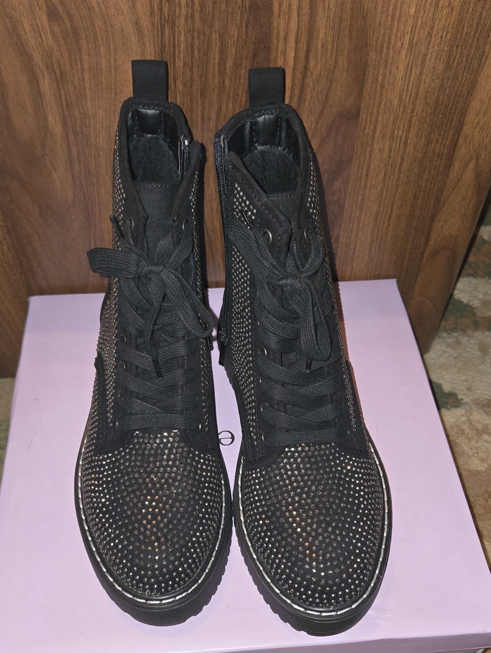 NWT. Madden Girk Black Rhinestone High-Top Lace-Up Women's Boots. Sz. 7.5